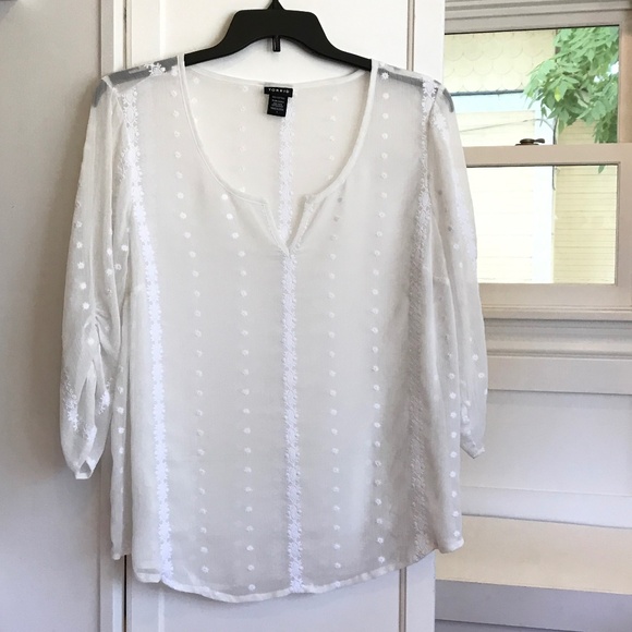 TORRID Embroidered Blouse V-Neck White Sheer 3/4 Sleeves Women’s Plus Size 1X - Picture 1 of 16